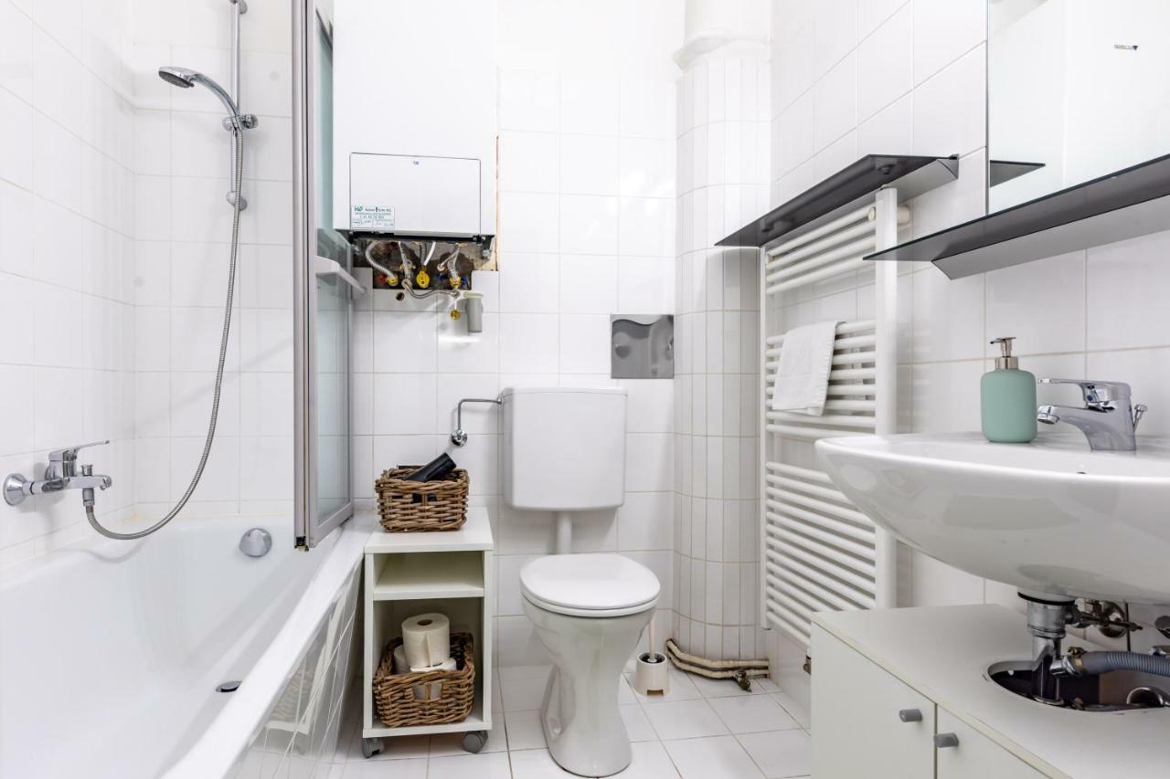 Apartment Near Naschmarkt Vienna Luaran gambar